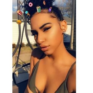 Meet your Posher, Taliah